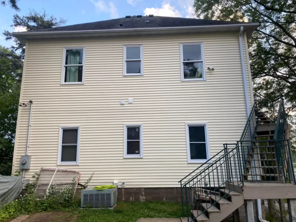 Siding Cleaning in Maplewood, MN